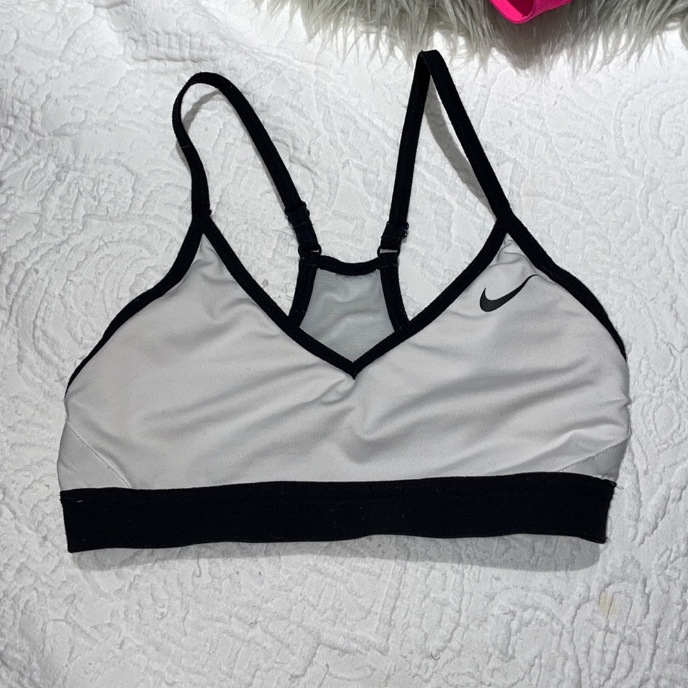 Nike sports bra XS